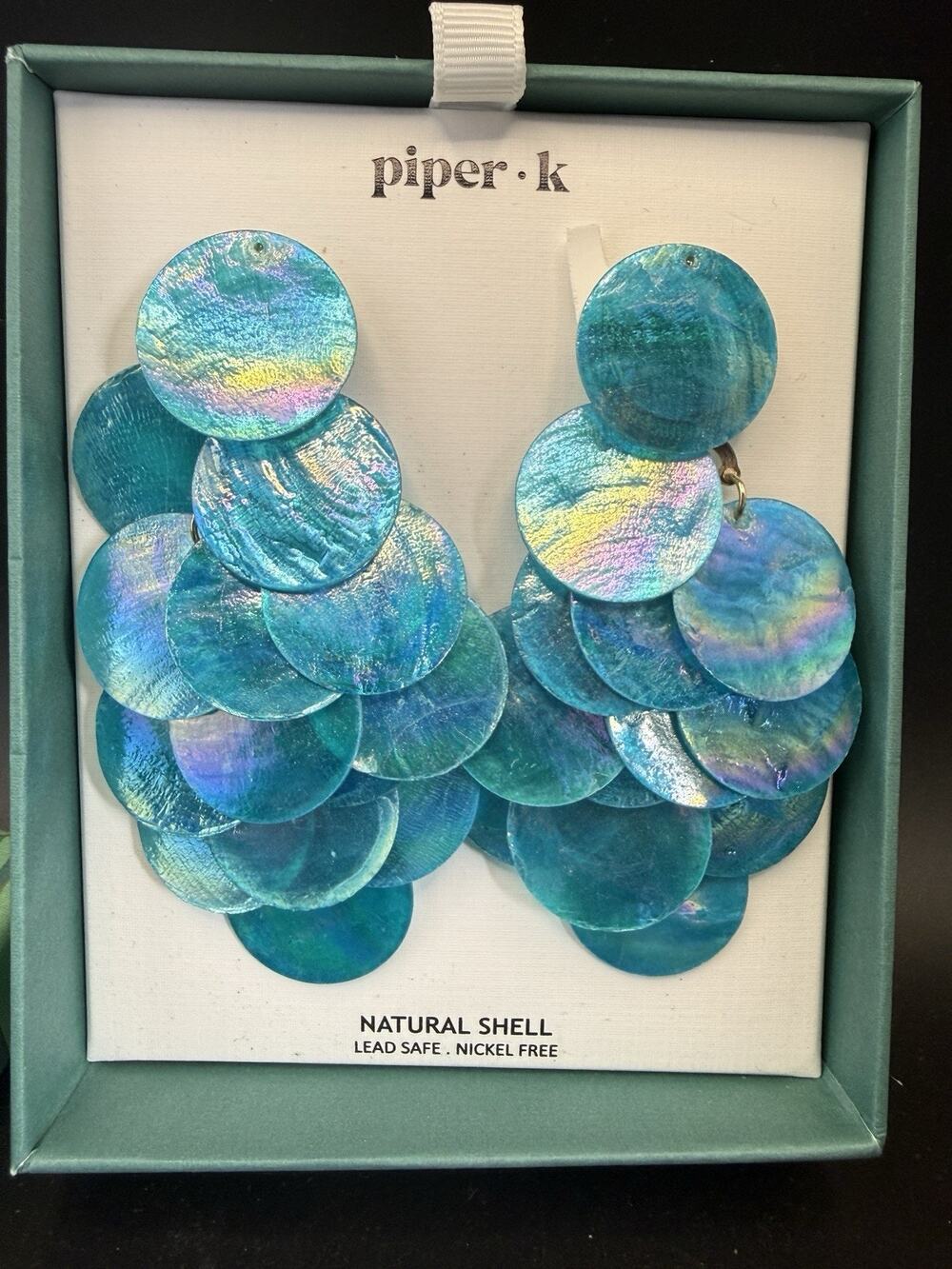 NIB Piper K Natural Capiz Sea Shell Discs Chandelier Earrings AB Blue Teal